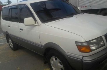 Toyota Revo manual 2000 model