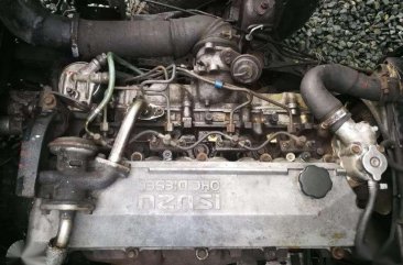 Isuzu Elf Giga 4hf1 engine nkr FOR SALE