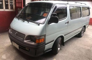 FOR SALE Toyota Hiace commuter