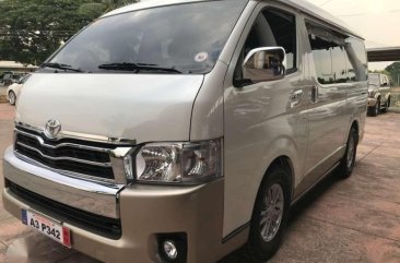 Toyota Super Grandia 2018 AT (Ride and Roll)