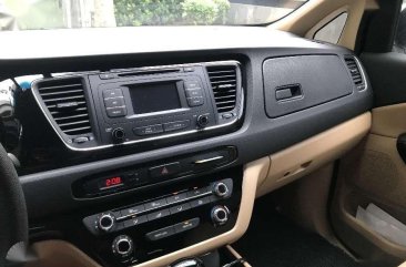 Kia Carnival 2016 model Diesel engine