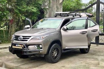 For sale!!  Toyota Fortuner G ( all new ) 2017 