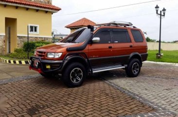 Isuzu Crosswind 2003 XUV Turbo Diesel engine Lifted Body