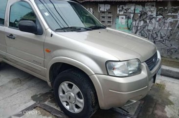 Ford Escape 2005 2.3L FOR SALE