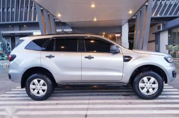 GOOD AS NEW: All-New Ford Everest MT 2015 - 989K NEGOTIABLE!