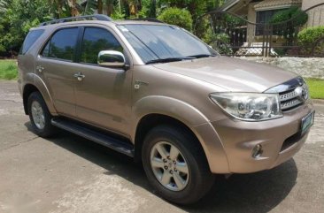 2010 Toyota Fortuner 4x2 G A/T