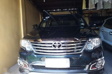 Toyota Fortuner G 2012 model Top of the line 