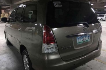 2011 TOYOTA Innova 2.5G Diesel Matic