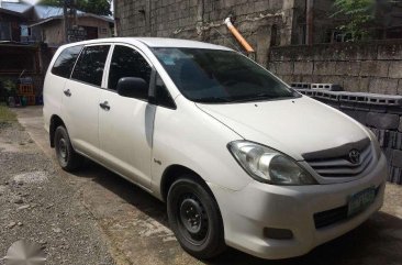 Toyota Innova J 2009 model Diesel manual