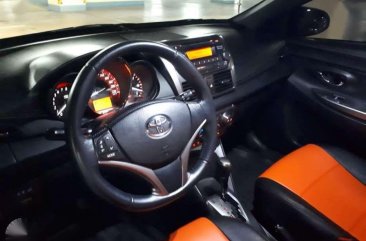 2014 1.5 G Toyota Yaris (top of the line)