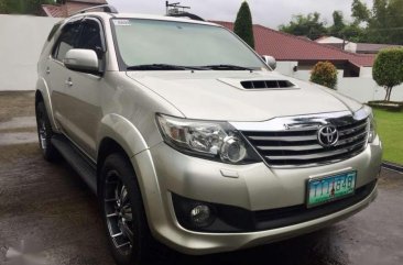 Toyotar Fortuner 3.0 2012 model 4x4 Automatic transmission