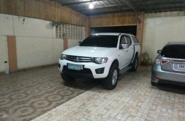 2011 Mitsubishi Strada for sale 