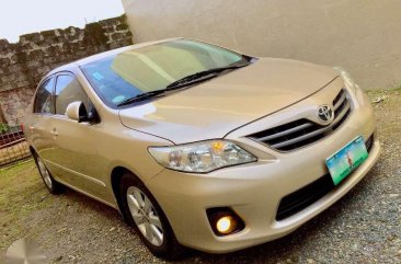 2013 Toyota Corolla ALTIS G MT Fuel Efficient First Own