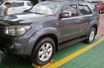 TOYOTA Fortuner 2009 FOR SALE