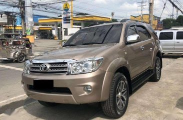 - 2011 Toyota Fortuner G - 2.5 Diesel Engine