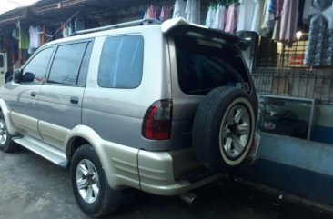 Isuzu Crosswind xuv manual model 2004 for sale 