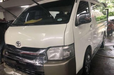 2015 Toyota Hiace 25GL Grandia manual pearl white