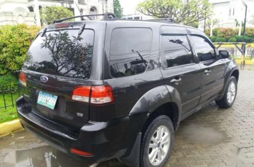 Rush Sale! Ford Escape 2010 model