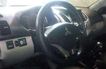 Mitsubishi Strada 4*4 gls 3.2 for sale 