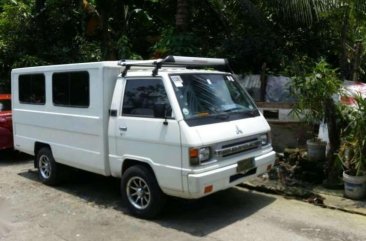 Mitsubishi L300 FB Exceed Dual Aircon 2012