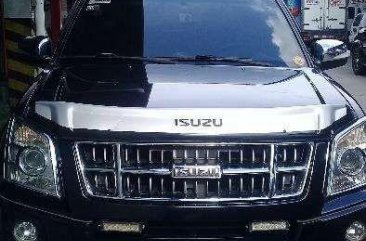 Rush sale... 2013 Isuzu Alterra urban cruize 4x4 at