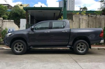 2015 Toyota Hilux G new Look FOR SALE