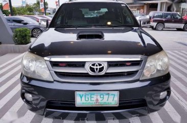 100% FRESH: Toyota Fortuner V 4X4 AT 2008 - 650K NEGOTIABLE!