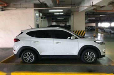 Hyundai Tucson 2016 2.0 E gas automatic