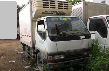 Mitsubishi Fuso Canter Reefer Van 2000