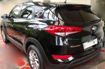 Hyundai TUCSON 4X2 Gas AT 2017 for sale