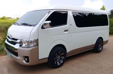 Toyota Grandia 2010 FOR SALE