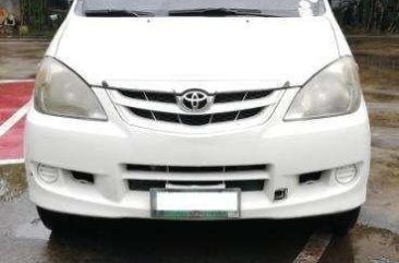 RUSH SALE​ ​Toyota Avanza 2003 Model White