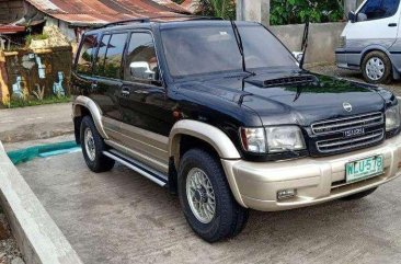 Isuzu Trooper Local. Automatic 2001mdl 3.0 turbo engine disel