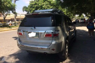 2011 Toyota Fortuner G AT FOR SALE