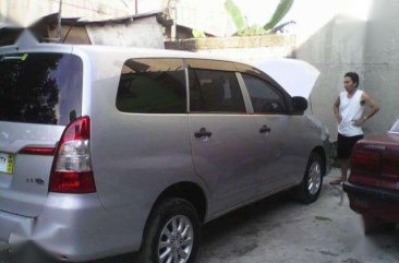 TOYOT Innova E Dsl 2.5 manual 2016