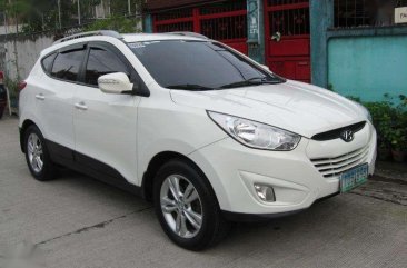 2012 Hyundai Tucson 4x4 CRDI diesel AT pearl white