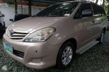 2011 Toyota Innova E FOR SALE