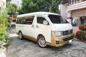 2012 Toyota Hhiace super grandia (LEATHER) TOP OF THE LINE