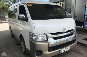 2017 TOYOTA GRANDIA GL manila pearl white