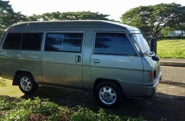 Mitsubishi L300 versa van 1999 for sale 