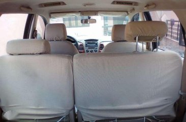 Rush rush sale! 2006 Toyota Innova.