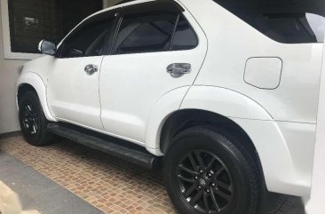 2015 Toyota Fortuner G 4x2 AT Gas FOR SALE