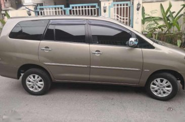 Toyota Innova G AT Gas 2011 FOR SALE