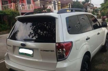 Subaru Forester 2010 SH5 White For Sale 