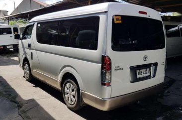 2015 model Toyota Hiace GL Grandia MT Diesel 