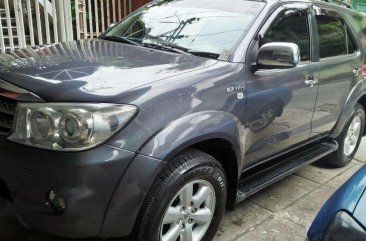 2009 Toyota Fortuner 2.7 VVti gas FRESH