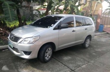 Toyota Innova j gas 2013 FOR SALE