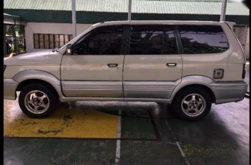 Toyota Revo 2001 gasoline FOR SALE