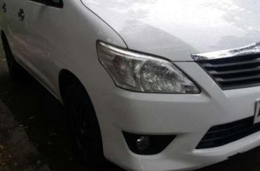 SELLING 2015 TOYOTA Innova j diesel