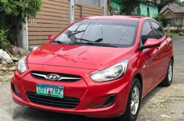 2013 Hyundai Accent Red Sedan For Sale 